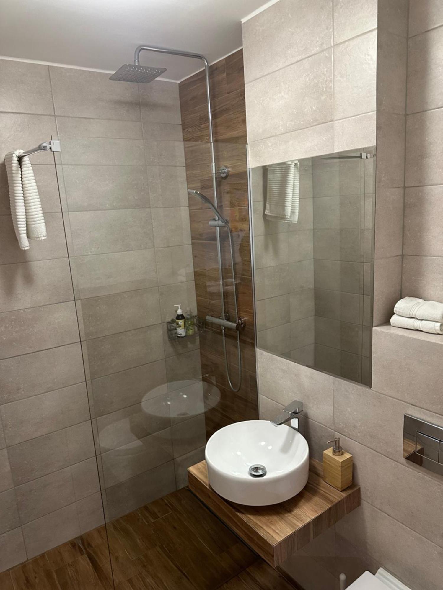 Warsaw View Apartment Bagian luar foto